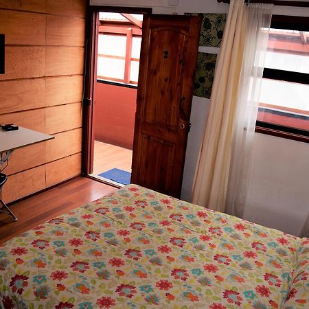 Nomades Chiloe Apart Hotel Castro Exterior photo