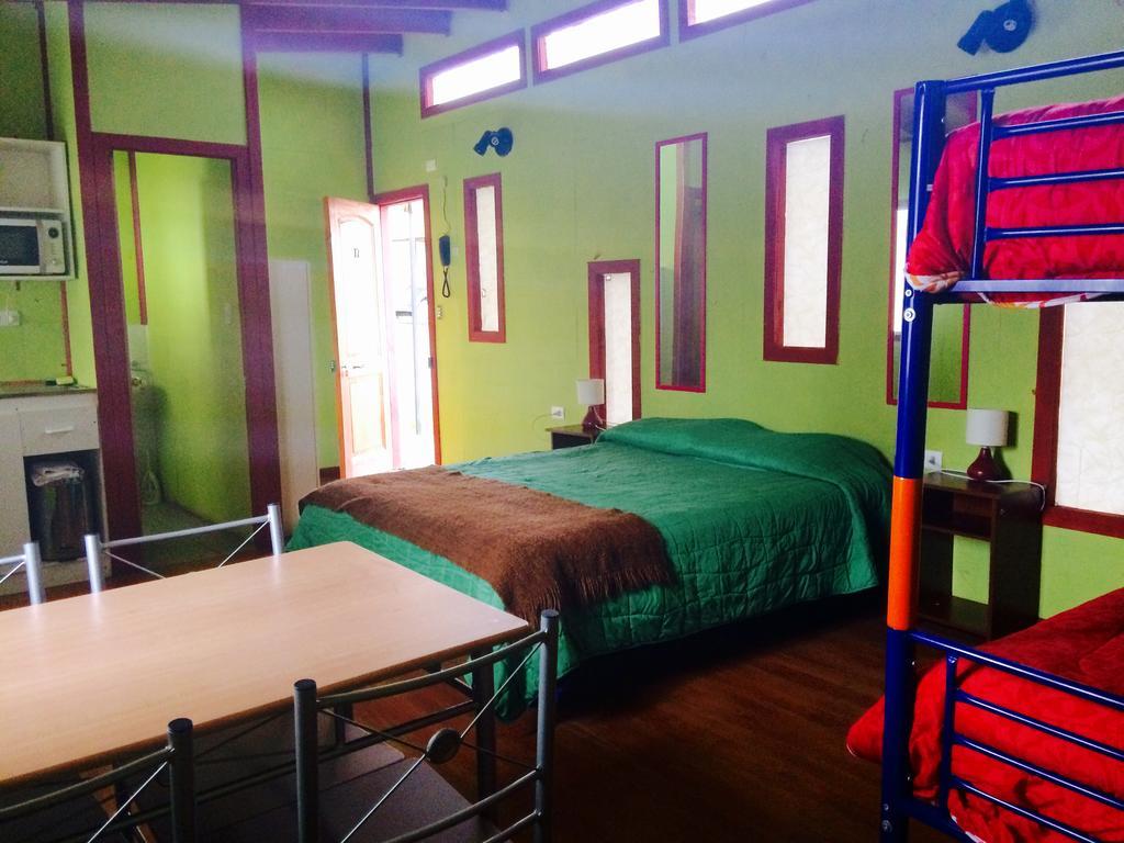 Nomades Chiloe Apart Hotel Castro Exterior photo